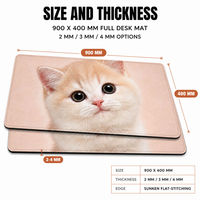 Tapis de bureau en suède 900 x 400 mm, motif portrait de chat, tapis de souris intégral, base en caoutchouc inodore, coutures plates encastrées, antidérapant