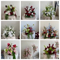 Chemin de table et décoration d'arche de mariage en fleurs artificielles de luxe personnalisées - Durable et de haute qualité