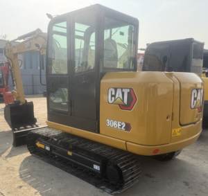 Excavatrice sur chenilles d'occasion de haute qualité (95% neuve) du Japon pour 306E2 307 308, 6 tonnes, avec moteur et boîte de vitesses Komatsu d'origine, certifiée EPA CE - Product Image 6