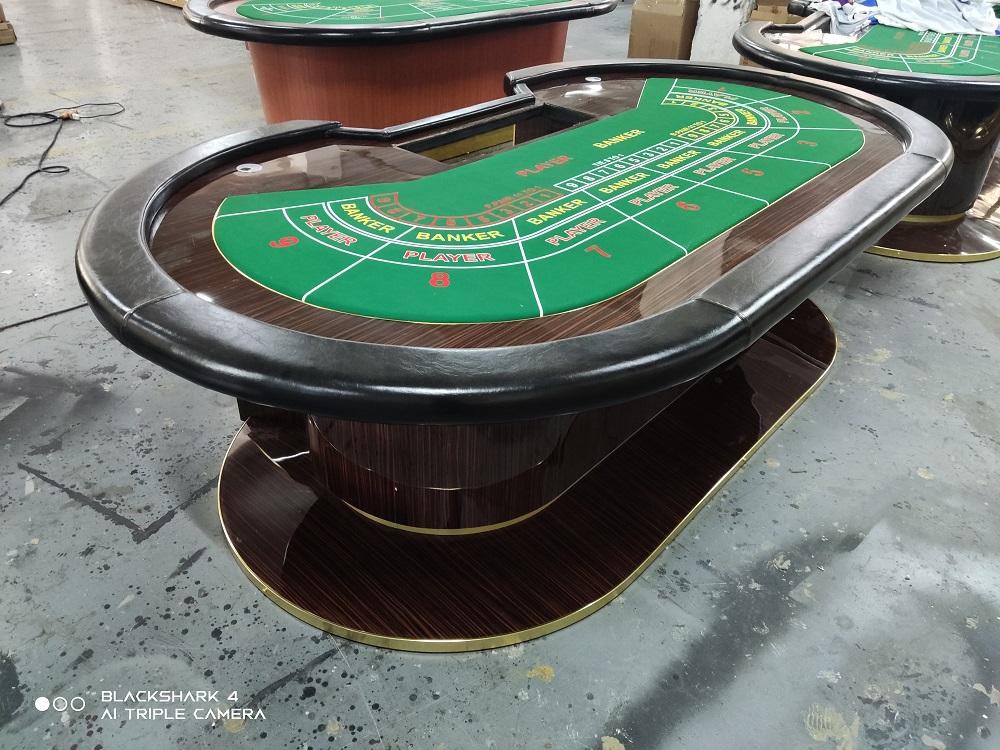YH Deluxe Baccarat Tables - 96 Inch, 7 Seats Casino Table