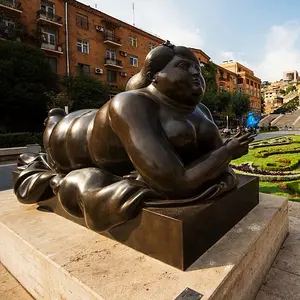 사용자 정의 청동 동상 페르난도 Botero 누드 지방 여자 조각 reclining