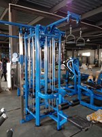 XinRui Commercial Gym Multi Station 8 Station multifonction Gym Sports Équipement de fitness commercial personnalisé pour la salle de sport à domicile