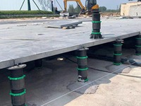 Nouveau système de piétement de carrelage extérieur moderne à hauteur réglable, écologique, durable, résistant à l'eau, base en plastique, supporte une charge de 1400 kg