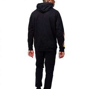 Sudadera con Capucha Extra Grande para Hombre, Negra, Estilo Urbano, 100% Algodón Tejido, Manga Regular, Diseño con Bolsillo Frontal, Transpirable para Invierno - Product Image 6