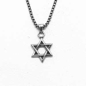 yunnique Stainless Steel <b>Star</b> Pendant Necklace Unisex Minimalist <b>Design</b> Fashion Jewelry - Product Image 1