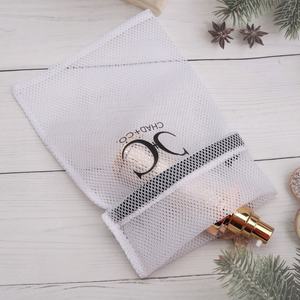 Balle de <span class=keywords><strong>golf</strong></span> imprimée avec logo personnalisé rangement des jouets pochette d'emballage cadeau en maille de stockage tennis serviette sac à cordon en maille nylon - Product Image 2