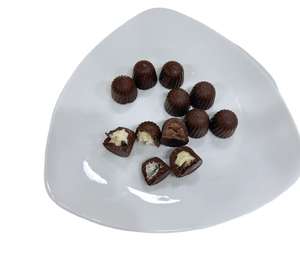 Vente flash : Chocolat au lait enrobé de <span class=keywords><strong>noisettes</strong></span> et garniture à la crème au lait noir - Product Image 4