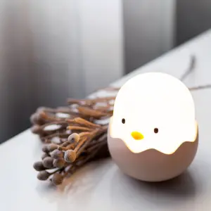 Yatak ışığı lambası Led dokunmatik gece lambası ışıklı sıcak anahtarı güç aydınlatma odası renk tasarım ABS/silikon yumurta kabuğu tavuk gece