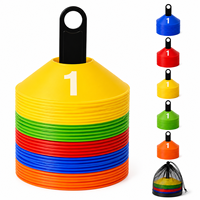 Lot de 50 cônes souples (matériau PE) pour l'agilité et l'entraînement de football, marqueurs de terrain, avec sac de transport, écologiques
