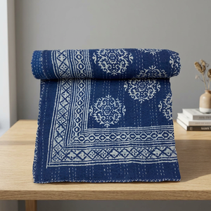 Cubrecama Kantha Vintage con Estampado a Mano Indio, 90x108 Pulgadas, Cubrecama Doble de Algodón Floral con Borde Geométrico - Product Image 4