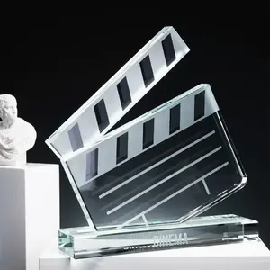 Trophäen preis TV Movie Academy Cups und Trophäen Film Music Festival Award Attribute K9 Crystal Wholesale Custom Made Sports