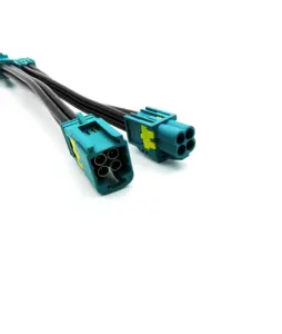 Connecteur mâle quaternaire à angle droit personnalisable vers connecteur mâle mini fakra z code voiture câble de connexion caméra panoramique HD