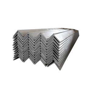 Barre d'angle en <span class=keywords><strong>acier</strong></span> au carbone de haute qualité Q235 Q345c A36 <span class=keywords><strong>40X40X4</strong></span> 50X50X5 barre d'angle laminée à chaud ASTM pour la construction - Product Image 1