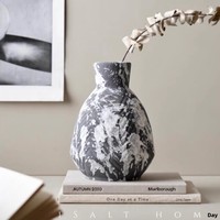 Vase à fleurs en argile de style nordique Jiahu, design irrégulier, polyvalent, pour la maison et les salles à manger, objets d'artisanat et d'ornement