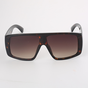 Gafas de Sol Unisex de Gran Tamaño con Protección UV400 SP10328, Diseño Moderno OEM, para Uso en Exteriores, Protección Solar a la Moda - Product Image 3