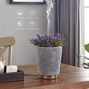 Humidificateur OEM ODM 200 ml <span class=keywords><strong>en</strong></span> forme de cactus, <span class=keywords><strong>pot</strong></span> de fleurs silencieux pour chambre à coucher, diffuseur d'arômes ultrasonique pour huiles essentielles - Product Image 1