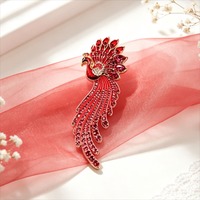 Broche Paon en Émail, Ornement en Alliage de Zinc avec Strass Artificiels, Bijou Animal Vintage pour Femme, Décoration d'Écharpe, Cadeau