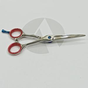 Ciseaux de coiffure professionnels en acier inoxydable lame tranchante Salon de coiffure ciseaux de coupe de cheveux Portable Durable pour Salon - Product Image 6