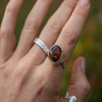 Natürlicher Bernstein 925 Sterling Silber Religiöser Stil Edelstein-Ring für Damen Hochzeits- und Partyanlässe