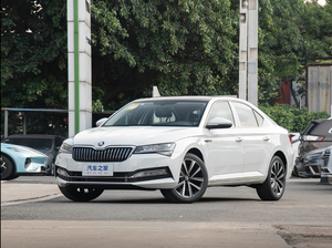 Nouvelles voitures les moins chères 2025 SAIC <span class=keywords><strong>Skoda</strong></span> <span class=keywords><strong>Superb</strong></span> TSI <span class=keywords><strong>280</strong></span> DSG Essence Berline intermédiaire 5 places 1.4T 150CV L4 pour adultes en stock - Product Image 2