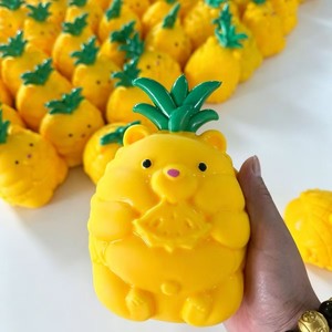 Nuevo Juguete Sensorial Antiestrés de Peluche Gigante de Durazno y Piña con Relleno de Harina, Juguete para Apretar con Caja de Color, 2026 - Product Image 2