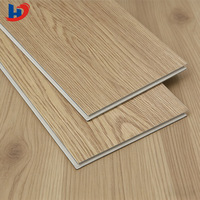 Lantai Vinyl SPC Tahan Air Sistem Klik, Motif Kayu PVC, Inti Keras, Mewah, LVT LVP, Embossed, Tahan Aus, Untuk Dalam Ruangan