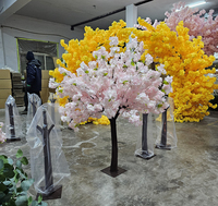 Arche décorative de mariage, arbre artificiel de cerisier jaune vif, grand arbre de sakura pour la décoration de fond