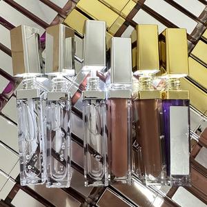 ลิปกลอสแบบหลอดใหม่ล่าสุด พร้อมไฟ LED และกระจก ลิปกลอสแบบหลอดมีไฟในตัวพร้อมลิปกลอส - Product Image 4