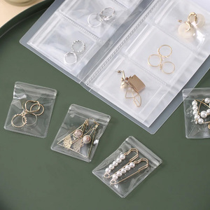 Sac zip-lock en PVC imprimé de logo personnalisé avec gravure étanche à l'humidité pour l'emballage de bijoux chaussures et chaussettes cosmétiques - Product Image 6
