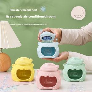 Forma di <span class=keywords><strong>orso</strong></span> criceto in ceramica Runpin Xx-0019 raffreddamento Comfort di raffreddamento criceto nido in colore Macron piccolo animale domestico ciotola per bere - Product Image 2