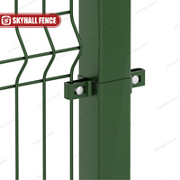 Valla de Acero Soldada Skyhall con Curvatura en V, 6 Pies, Impermeable, Resistente a la Putrefacción, Incluye Modelado 3D para Jardines, Parques, Caminos, Enrejados y Portones
