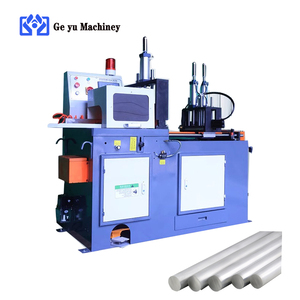 455 Machine de découpe en aluminium entièrement automatique avec moteur 380V 4kW Servo d'alimentation pour profilés en aluminium et sciage de tubes en cuivre - Product Image 1