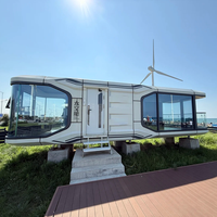 Maison Capsule Spatiale Moderne de Luxe, Portable et Mobile pour Glamping en Extérieur, Hôtel-Resort en Capsules Mobiles
