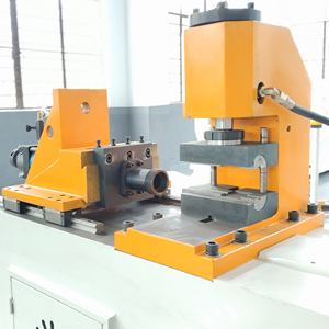 מכונות לעיצוב קצה צינורות נירוסטה לרגלי ספות רהיטים חצי-אוטומטיות - Product Image 5