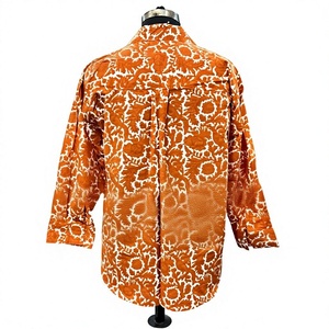 Chemise décontractée en coton respirant à imprimé floral orange fait main, fabrication ODM - Product Image 5