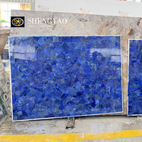 Dalles de lapis-lazuli bleu naturel poli de grande taille, directement de l'usine, pour revêtements muraux haut de gamme de villas, hôtels et comptoirs résidentiels