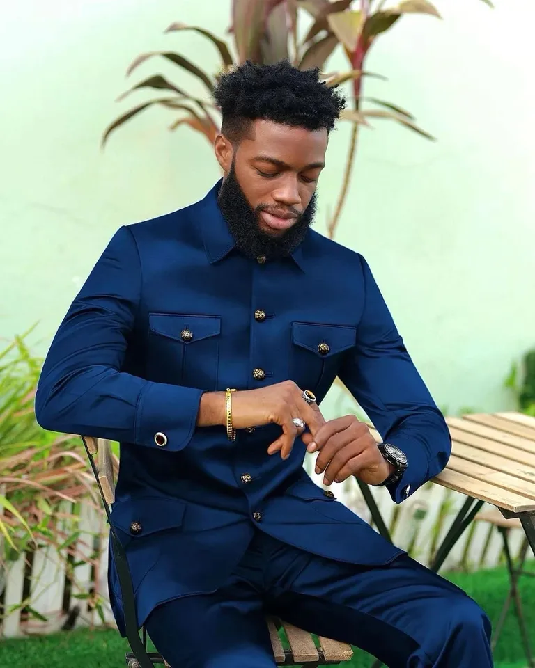Costume Homme Express Photographe Bleu Foncé Ajusté - Taille 42 Long - Occasion En Très Bon état