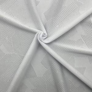Tessuto a Maglia Sportivo in Poliestere Bianco con Motivo Geometrico Jacquard, Traspirante e ad Asciugatura Rapida per Maglie e Abbigliamento Sportivo - Product Image 2