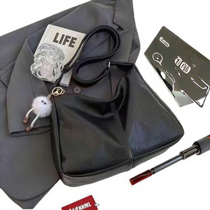 2025 Customized Vintage Fashion Large Capacity Shoulder <b>Bags</b> with Zipper Closure Letter Decoration for Women Travel & Daily Use - Product Image 3