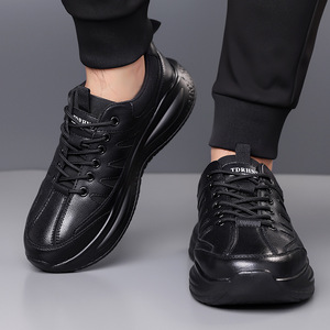 รองเท้าฟิตเนสหนังสีดำสำหรับผู้ชาย พื้นนุ่ม ระบายอากาศได้ดี แบบผูกเชือก รองเท้าลำลองแบบสปอร์ต - Product Image 3