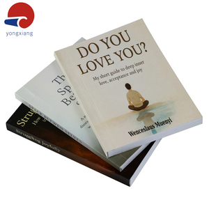 Servicio de Impresión Digital y Catálogo de Tapa Blanda Premium con Folleto de Lujo Personalizado en Dorado - Product Image 1