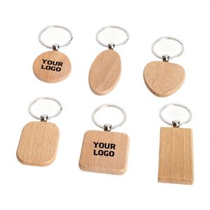 Porte-clés en bois vierge Ys69 en forme de planche de surf, personnalisable avec logo gravé, vente en gros - Product Image 1