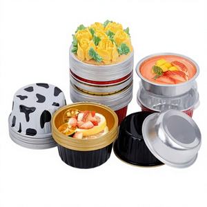 Gobelets à cupcakes carrés en aluminium de 300 ml, moules à gâteaux jetables, mini moules en aluminium colorés pour la fête de Noël - Product Image 4