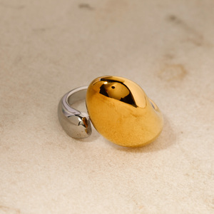 Anillo Irregular de Estilo Europeo Americano, Minimalista y de Lujo, con Bloques de Color, para Mujer, Chapado en Oro de 18K, Forma Geométrica, para Uso Diario - Product Image 2