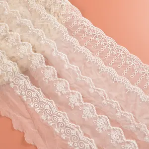 절묘한 국경 레이스 트림 메쉬 자수 웨딩 드레스를위한 흰 우유 실크