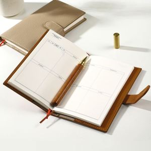 Agenda Semanal Personalizable de Cuero PU con Tapa Dura, Cuaderno Portátil con Diseño Personalizado, Diario, Planificador, Organizador de Horarios para Viajeros y Estudiantes - Product Image 3