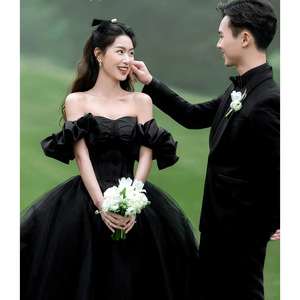Black Strapless Ball Gown Wedding Dress Empire Waist Tulle Train Outdoor Forest Style Couple Photography Outfit - Product Image 3
