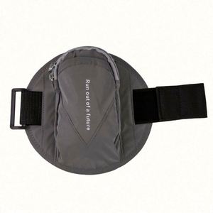 Brazalete Deportivo Unisex Personalizado, Impermeable, Reflectante, para Correr, con Espacio para Teléfono - Product Image 2