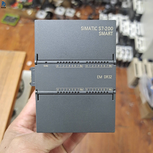 Módulo de E/S Digital para Automatización Industrial, Modelo 6ES7288-2DR32-0AA0, Salida de Relé, Controlador Lógico Programable para Equipos de Fábrica - Product Image 1
