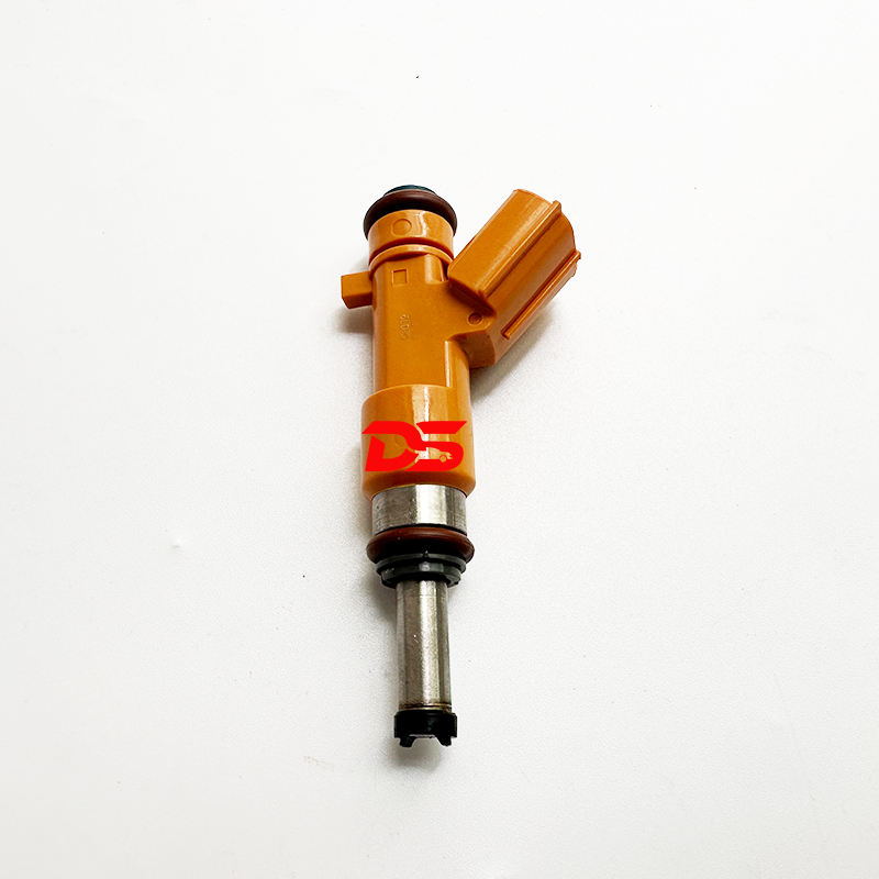 Car High-Quality Fuel Injector OEM 15710M68P01 for Suzuki Jimny 2018-